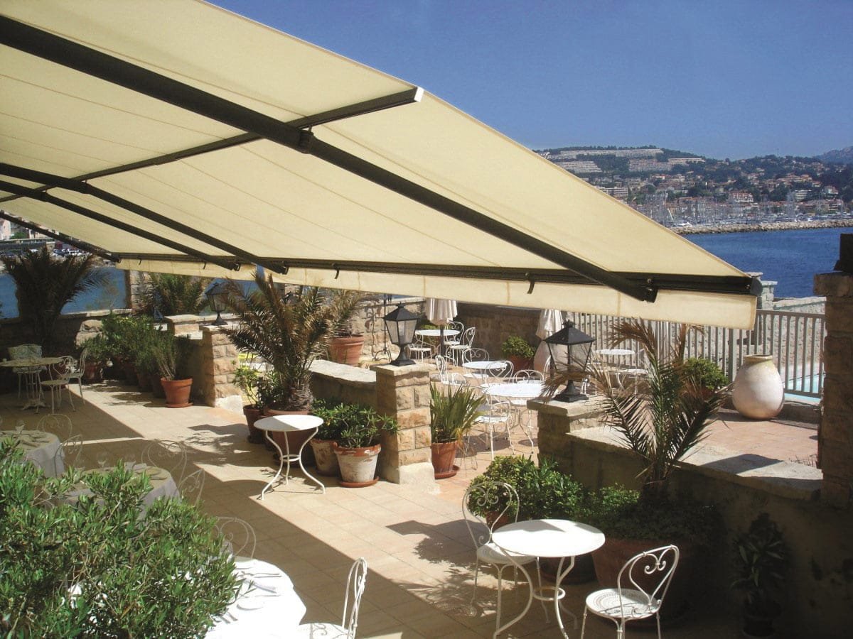 R67-LEVANTE-(3) tenda a pantografo