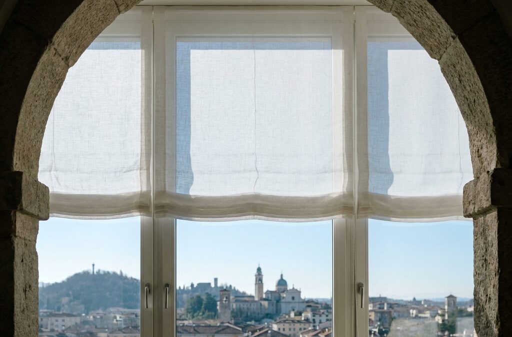 Tende da interno minimali per grandi finestre: eleganza, praticità e risparmio a Schio